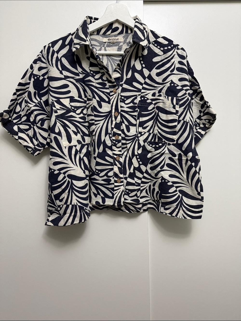 Rip curl cotton/linen blend oversized Buttondown shirt